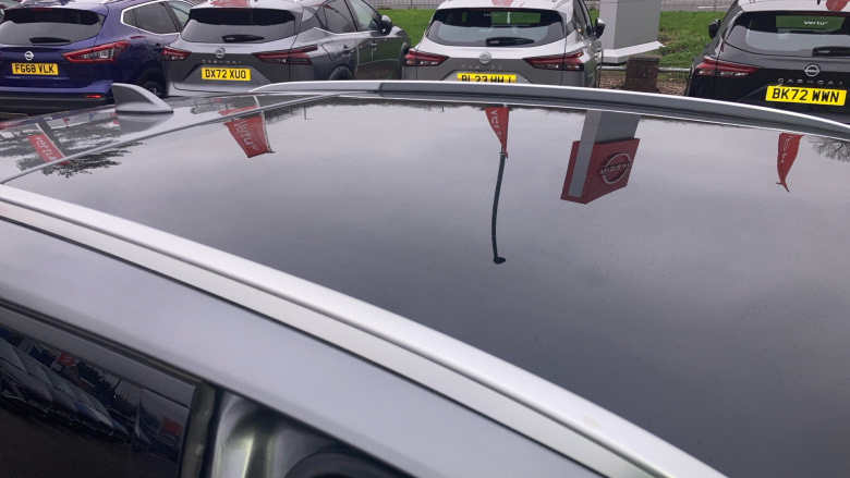 Nissan Qashqai 1.3 DiG-T MH N-Connecta 5dr Petrol Hatchback